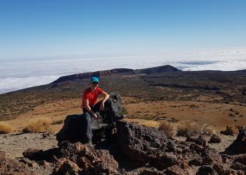Über den Wolken - muss die Freiheit wohl grenzenlos sein... Pause beim Wandern auf Teneriffa.