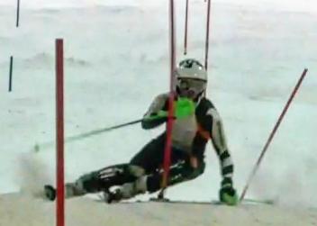 Slalom in der Skihalle in Peer / Belgien